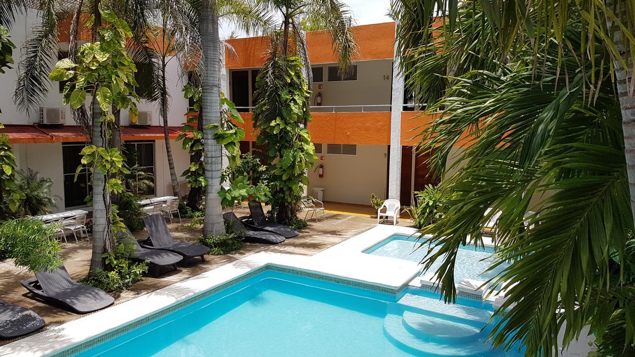 Hotel Delfin Playa Azul à Lázaro Cárdenas Extérieur photo